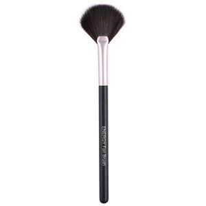 4/$20 NWT ENERGY Fan Brush Makeup Brush